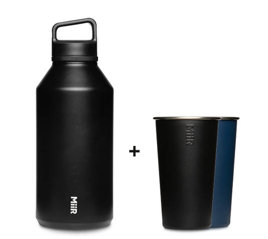 64oz-wm-bottle-2x-pint-cups-c0 64oz-bundle-03.png