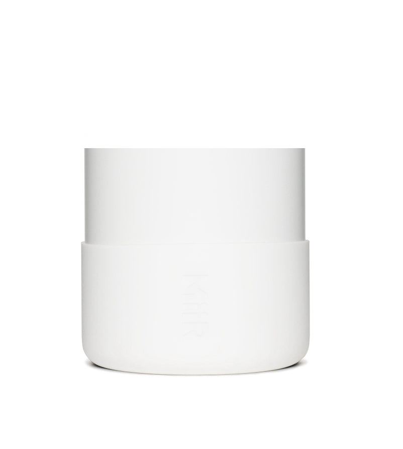 silicone-boot-o9 Silicone_Boot_32oz_42oz_White_Studio_0821_On_Bottle_7c7df284-5bee-4f24-a031-14b02db7328f__SLB1PN34001.jpg