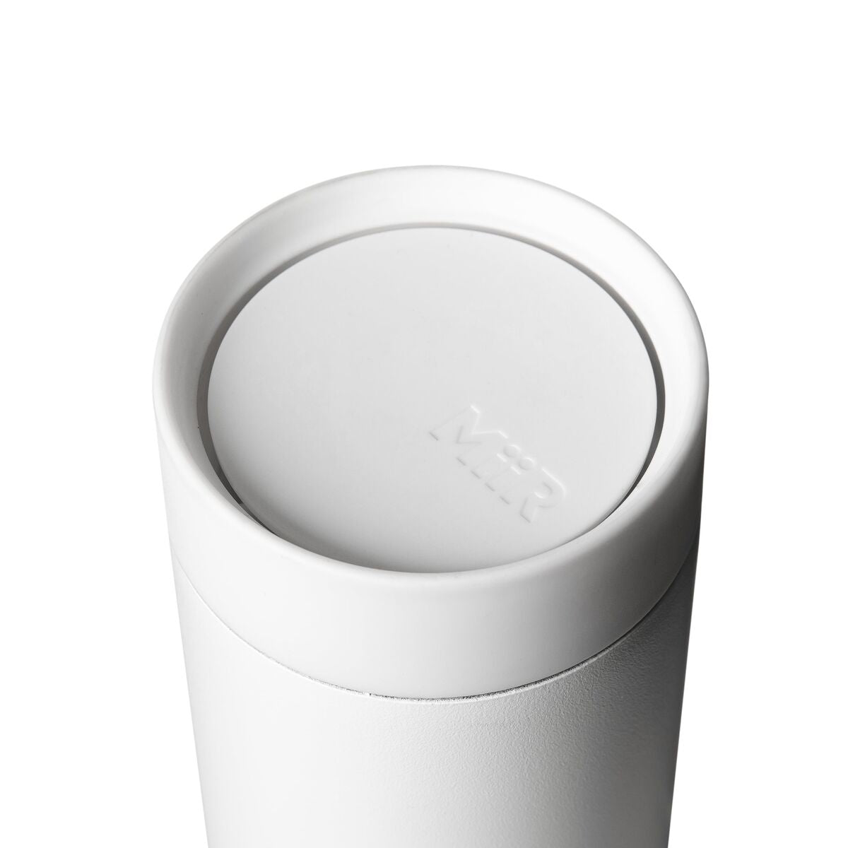 360-lid-x9 WebPDP-360_Lid_White__3602PNWM001_X2Studio_Closeup_Closed.jpg