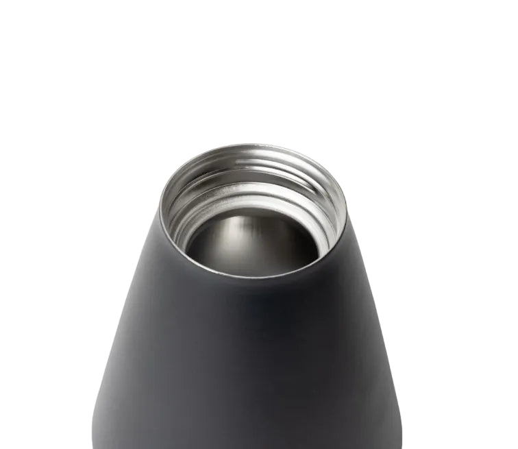 new-standard-carafe-w9 WebPDP-Carafe_Black_Studio_0722_45_Deg_Top_Off__CAR1SVOS002.jpg