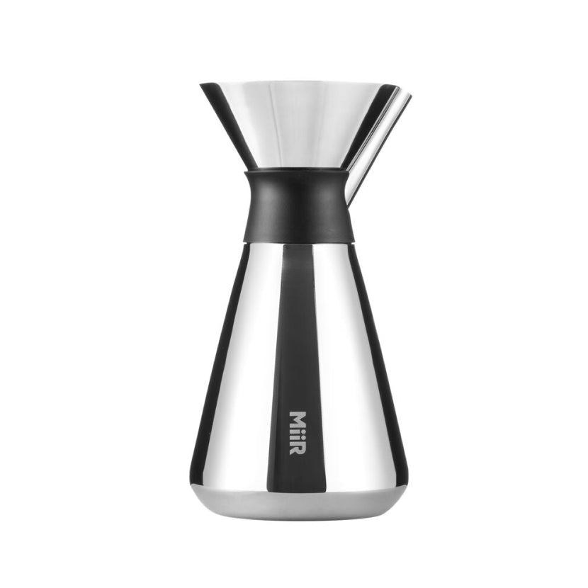 new-standard-carafe-w9 Web_PDP-Polished_Stainless_Carafe_33oz_SS_Studio_X2_07182024_Front_CAR1SVOS005_1_2.jpg